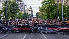 Πορεία κατά της βίας στην Σερβία