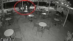 H στιγμή της σύλληψης του Φρέντι Μπελέρη από κάμερα ασφαλείας