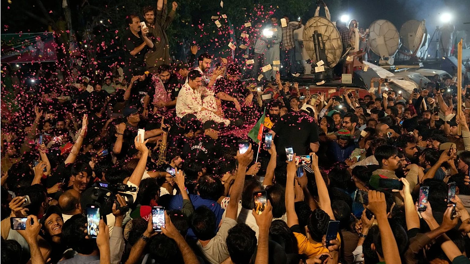 هواداران عمران خان