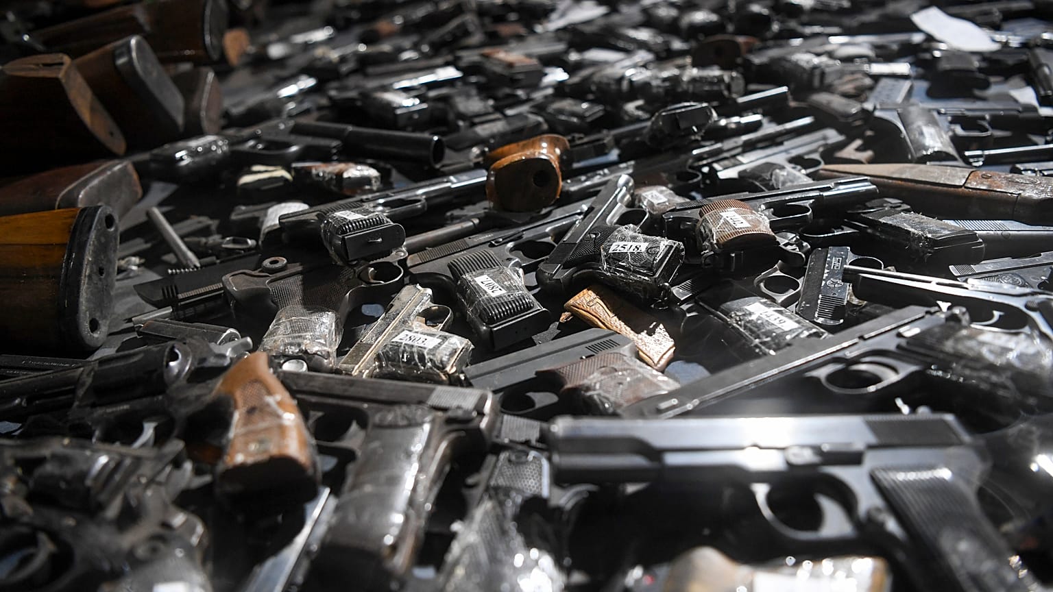 Über 13,000 Feuerwaffen wurden von der Regierung in Belgrad eingesammelt.