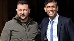 Der ukrainische Präsident  Wolodymyr Selenskyj und der britische Premierminister Rishi Sunak