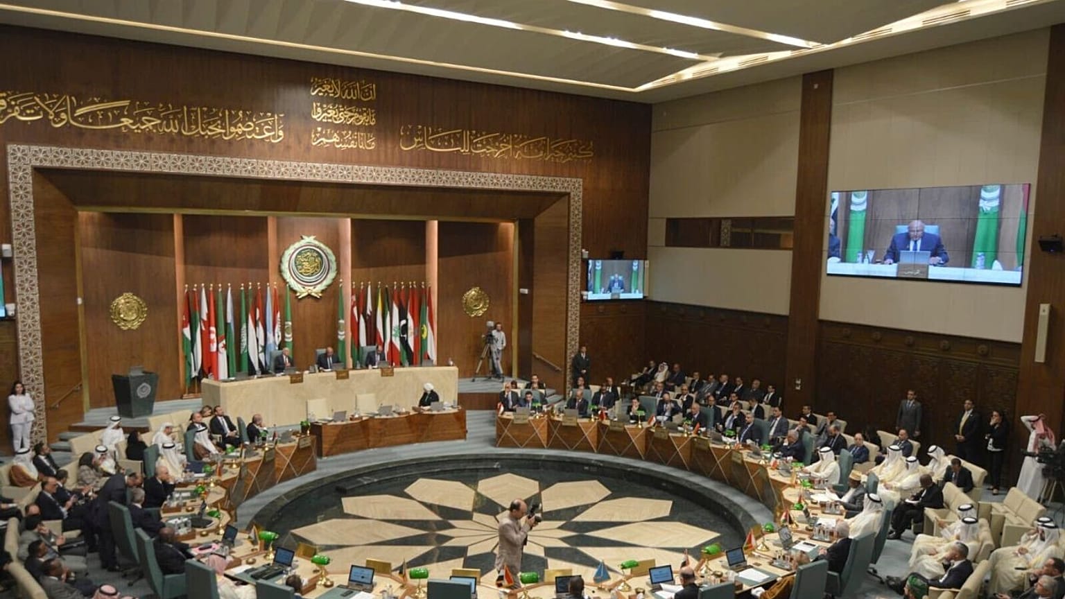 جلسه لغو تعلیق عضویت سوریه در اتحادیه عرب