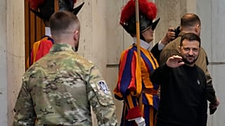 Le président ukrainien Volodymyr Zelenskyau Vatican, le samedi 13 mai 2023