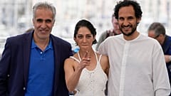 صورة أرشيفية لفريق عمل فيلم "عنكبوت مقدس"
