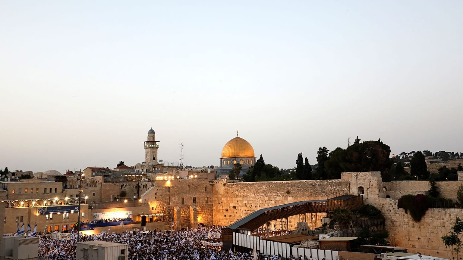 مسيرة الأعلام في القدس