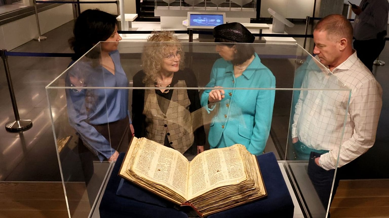أقدم وأكمل مخطوطة من الكتاب المقدس العبري