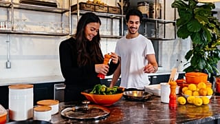 According to a recent study women in Spain spend more than twice as many hours as men doing household chores.