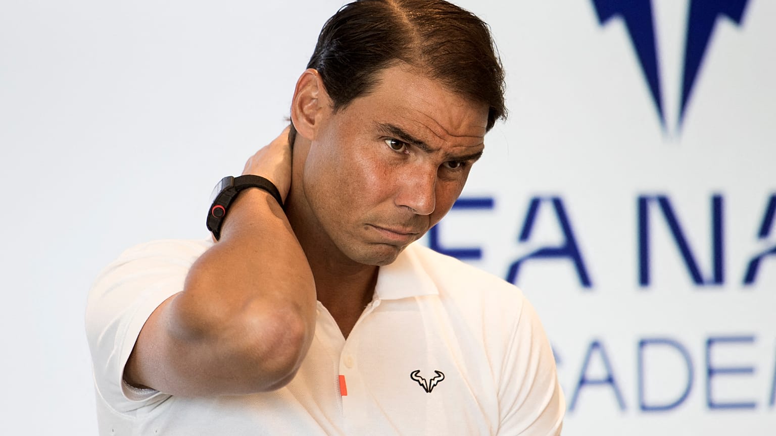 Rafael Nadal, tenista espanhol, na conferência de imprensa onde anunciou que não vai participar no torneio de Roland Garros