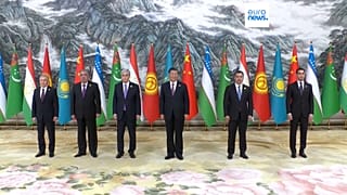 Xi Jinping previno contra los "instigadoresde revoluciones de colores"