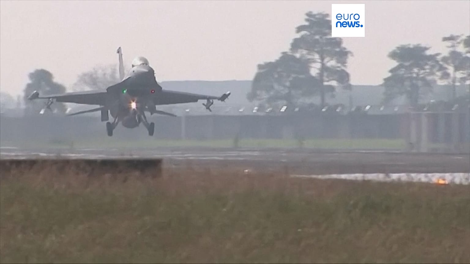 США разрешили поставку Украине современных истребителей F16 из третьих стран