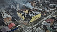 Vue aérienne de Bakhmout, théâtre de batailles intenses entre troupes russes et ukrainiennes, dans la région de Donetsk, en Ukraine, le dimanche 26 mars 2023.