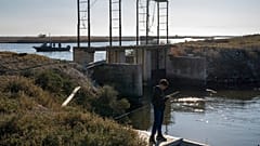 Πλωτή περίπολος στον ποταμό Έβρο στα σύνορα Ελλάδας - Τουρκίας (φώτο αρχείου)