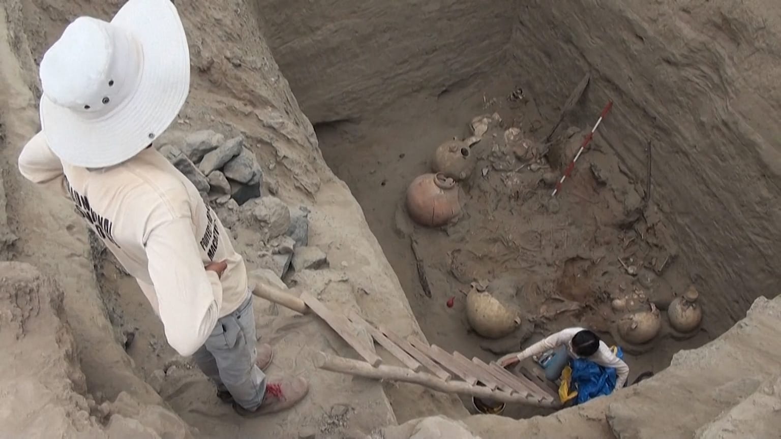 Archaeologists uncover incredible ancient tomb in Peru's Chancay region