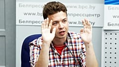 Роман Протасевич на брифинге белорусского МИД, 14 июня 2021 года.