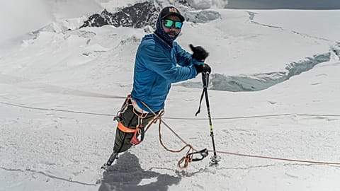 المتسلق النيبالي مبتور الساقين هاري بوذا ماغار