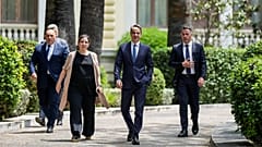 Ο ΚΥΡΙΑΚΟΣ ΜΗΤΣΟΤΑΚΗΣ ΣΤΟ ΠΡΟΕΔΡΙΚΟ