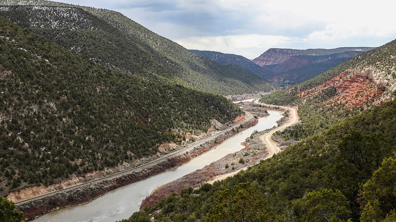 Imagen del río Colorado del pasado mes de abril cerca de la localidad de Burns, en el estado del mismo nombre. 