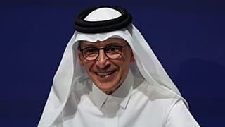 أكبر الباكر، الرئيس التنفيذي للخطوط الجوية القطرية  يحضر مؤتمراً صحفيا في الدوحة، 13 نوفمبر 2022.