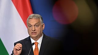 Der ungarische Ministerpräsident Viktor Orban gibt eine Pressekonferenz in Budapest 