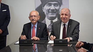 Millet İttifakı Cumhurbaşkanı Adayı Kemal Kılıçdaroğlu ve Zafer Partisi Genel Başkanı Ümit Özdağ