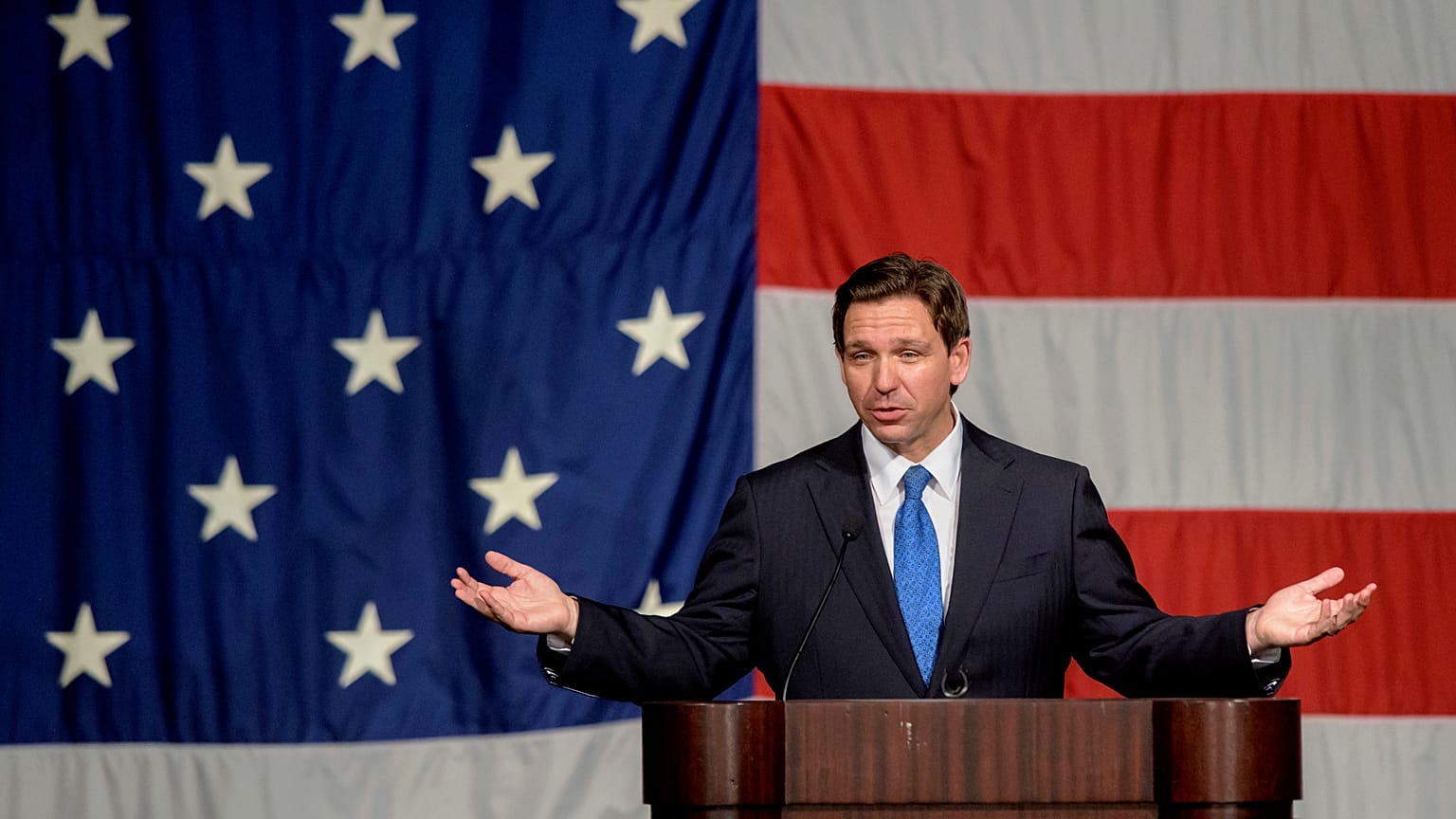Florida Valisi Ron DeSantis