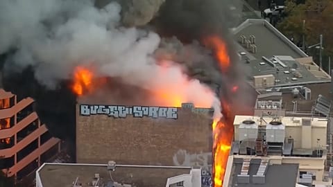 Immeuble en flammes à Sydney