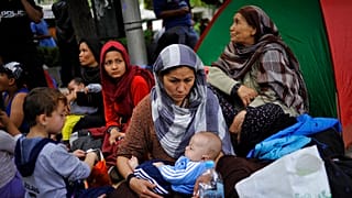 AB ülkelerine gelmeye çalışan Afgan sığınmacılar (arşiv) 