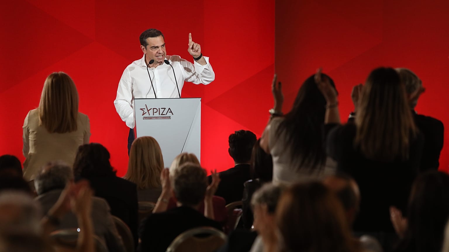 Ο πρόεδρος του ΣΥΡΙΖΑ - Προοδευτική Συμμαχία Αλέξης Τσίπρας μιλάει στη συνεδρίαση της Κεντρικής Επιτροπής του ΣΥΡΙΖΑ - Προοδευτική Συμμαχία, σε κεντρικό ξενοδοχείο της Αθήνας