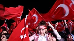Der türkische Präsident Recep Tayyip Erdoğan hat am Sonntag die Präsidentschaftswahlen gewonnen
