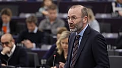 Manfred Weber az Európai Parlament plenáris ülésén Strasbourgban