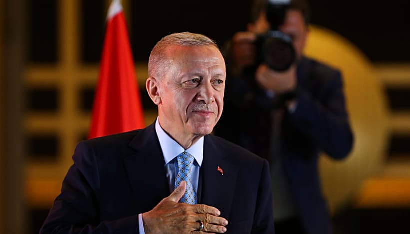 أردوغان، إن حل (قسد) يفتح الباب أمام عهد جديد للمنطقة أردوغان، إن حل (قسد) يفتح الباب أمام عهد جديد للمنطقة