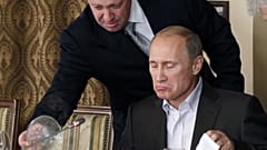 Prigozsin még Putyin elnök konyhafőnökeként, 2012.