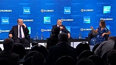 Die großen Fragen: Frieden in der Ukraine, die Zukunft der NATO