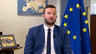 "Não vai haver um tratado de paz em relação às alterações climáticas", diz comissário europeu