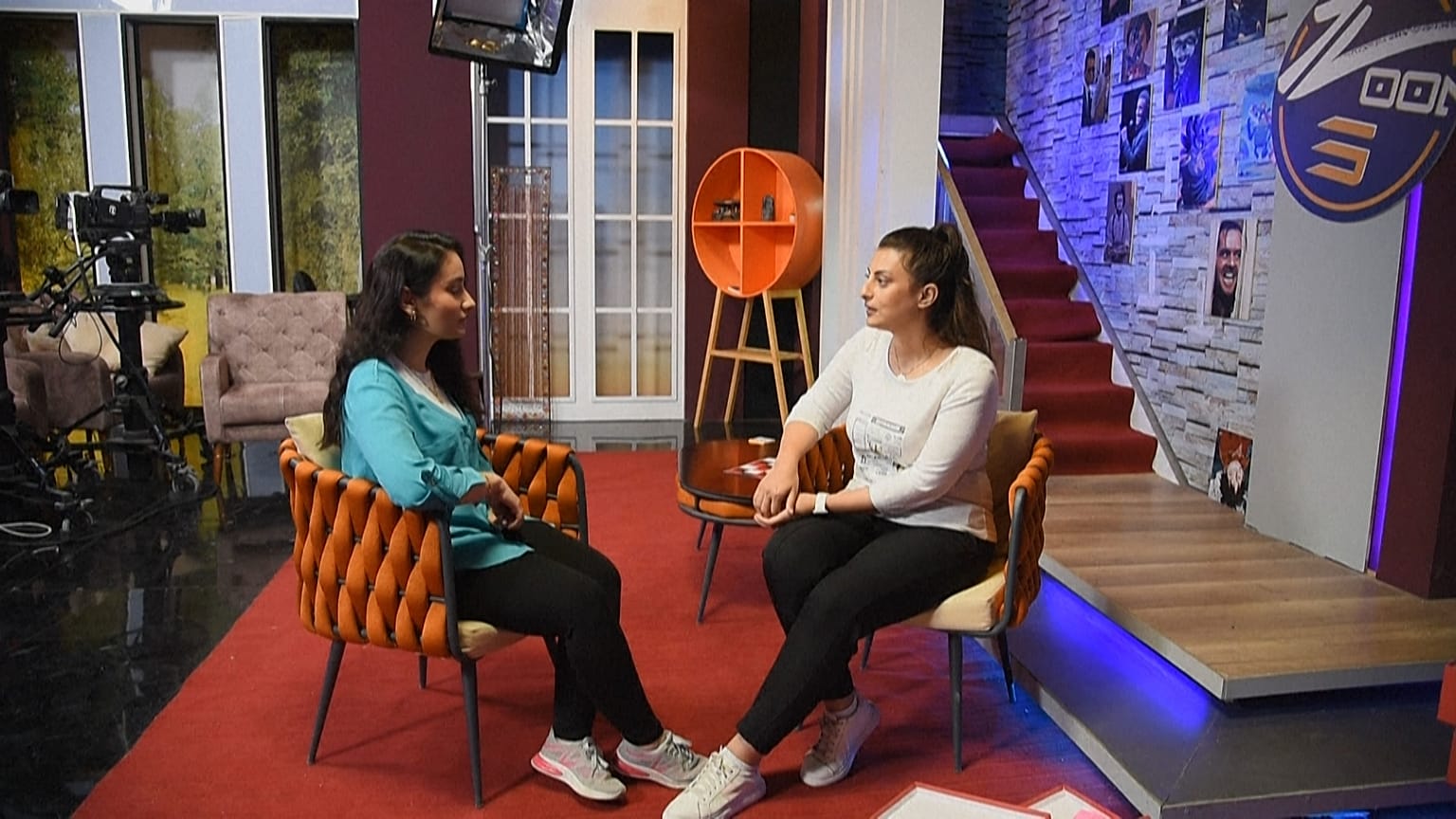 The Syriac National Channel offers cultural programmes as well as news.