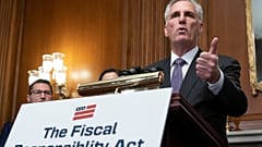 Biden und der republikanische Vorsitzende des Repräsentantenhauses, Kevin McCarthy, hatten einen Deal präsentiert. 