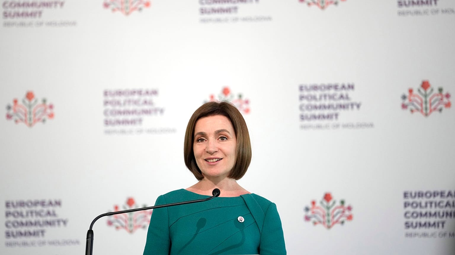 La presidenta de Moldavia, Maia Sandu, en una rueda de prensa en el Castillo Mimi en Bulboaca, Moldavia