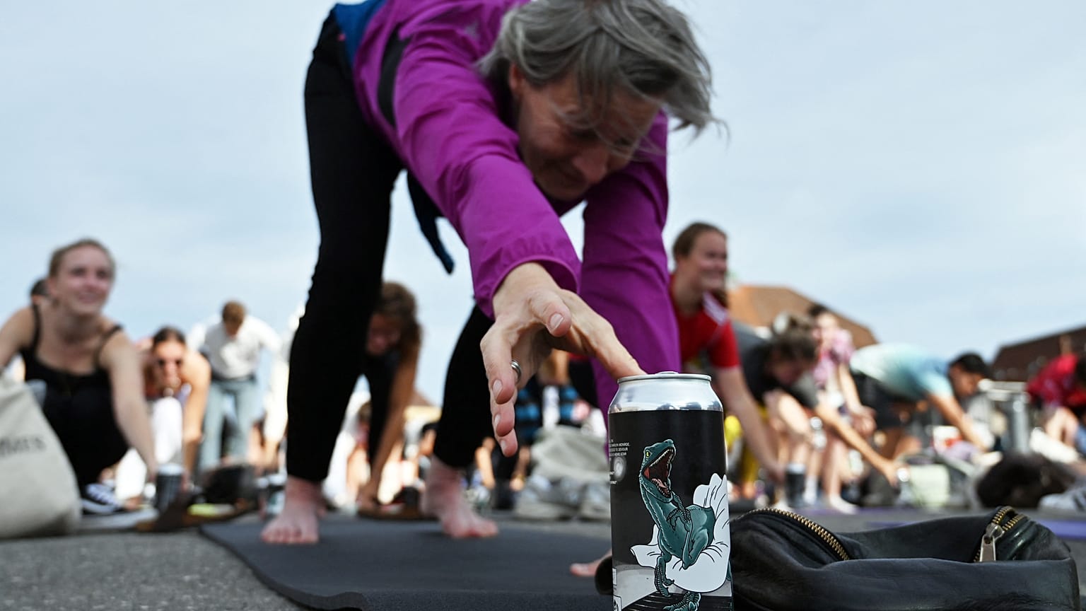 Amateurs de "yoga bière"