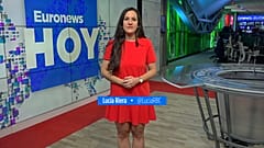 Lucía Riera presenta el informativo diario Euronews Hoy.