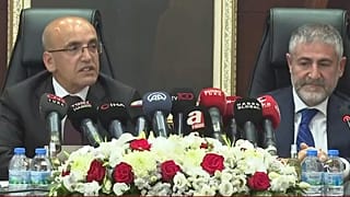 Nureddin Nebati, Hazine ve Maliye Bakanlığı görevine Mehmet Şimşek'e devretti