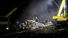 Разрушенный при российском ударе жилой дом в пригороде Днепра