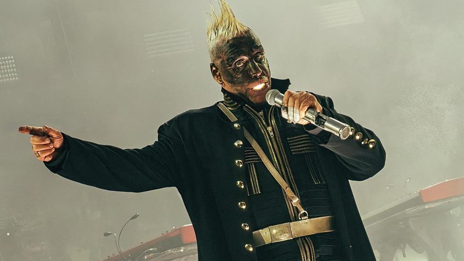 Le chanteur de Rammstein,Till Lindemann sur scène.  