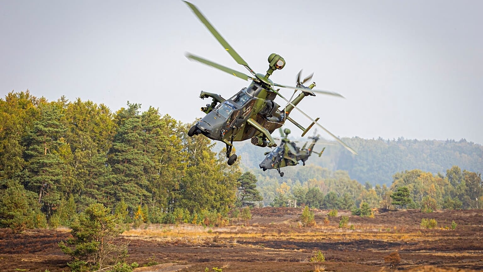 Eurocopter Tiger savaş helikopterleri Almanya'da geçen yıl düzenlenen bir askeri tatbikatta görev aldı/ Arşiv
