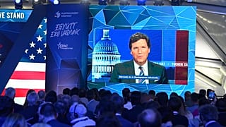 Tucker Carlson üzenete a CPAC konzervatív szervezet budapesti ülésén, 2023. május 4.