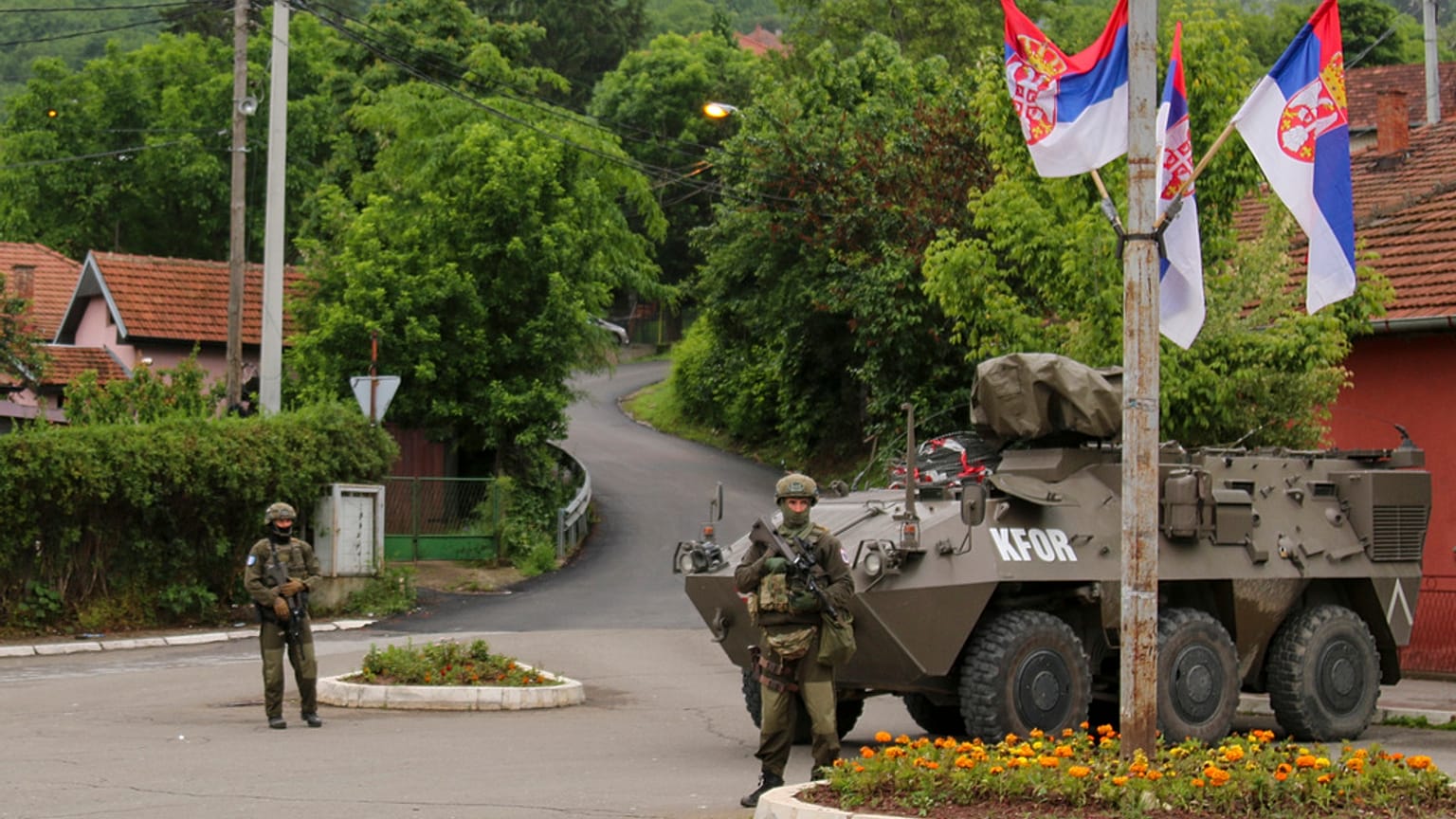 ABD ve AB'den Kosova'ya uyarı
