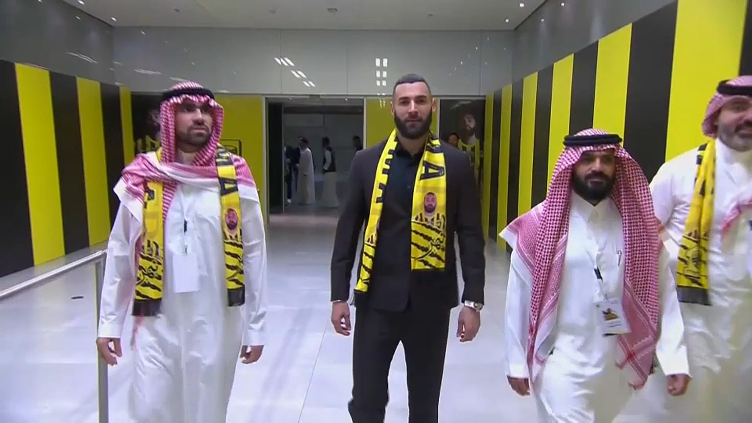 كريم بنزيما في حفل تقديمه لجماهير الاتحاد