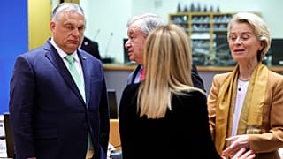Orbán Viktor miniszterelnök (balra) és Ursula von der Leyen, az Európai Bizottság elnöke (jobbra) nagyon eltérően értékelte az új migrációs megállapodást.