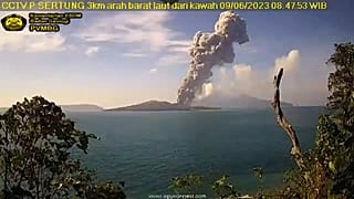 ثوران بركان أناك كراكاتوا
