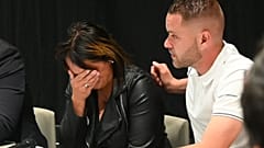 Mutter und Vater von Lindsay, die sich mit 13 das Leben genommen hat