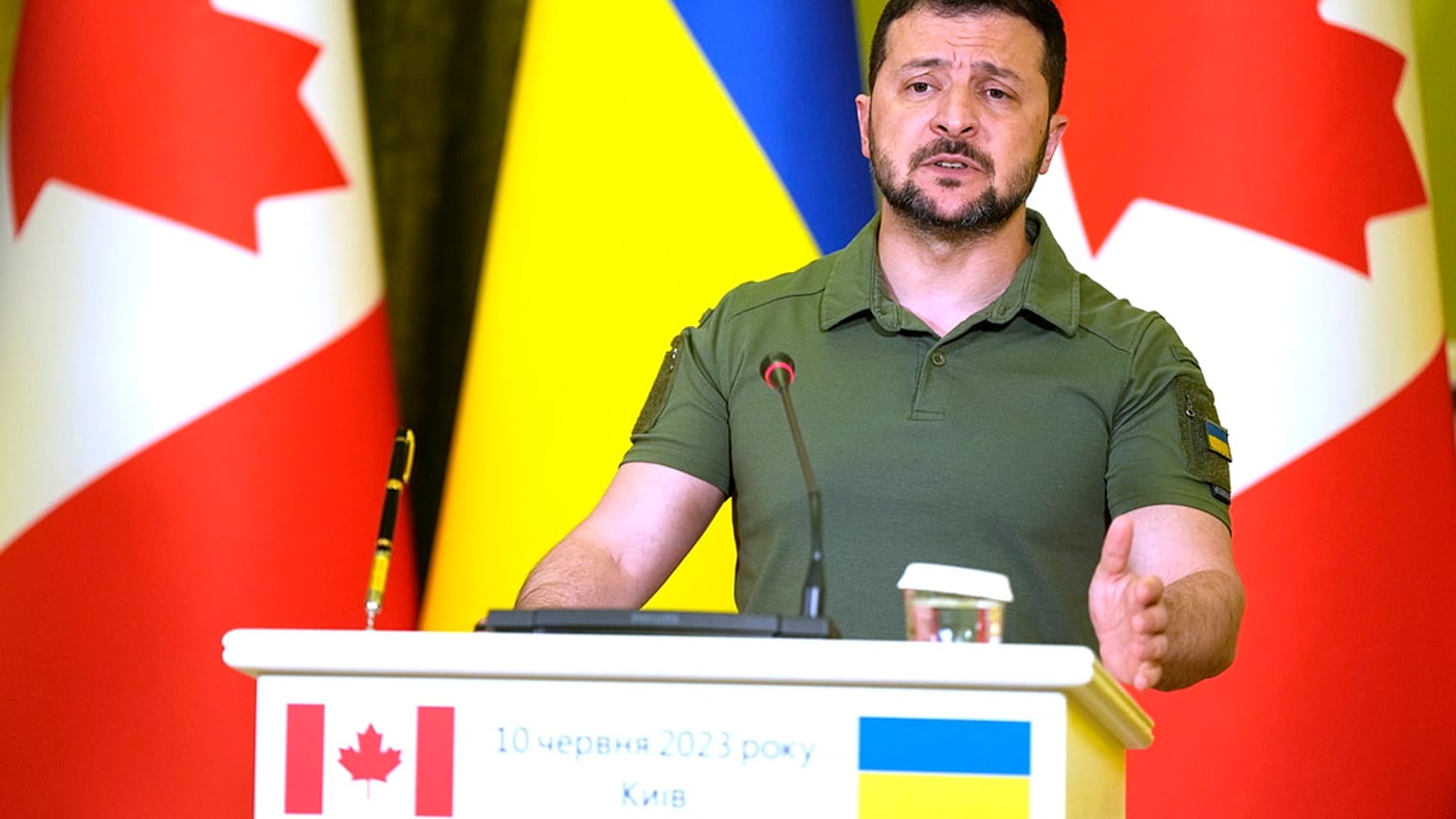 Ukrainian President Volodymyr Zelenskyy speaks at press conference with Canada'sJustin Trudeau